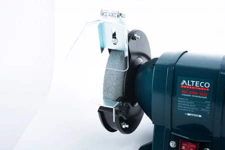 W4fcltBg