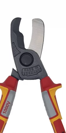 58402140_3