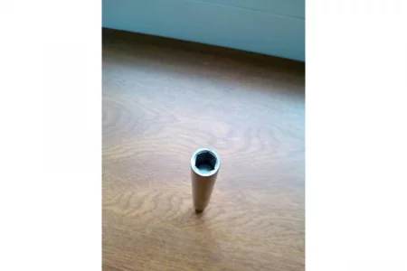 derzhatel-magnitnyj-tselnotyanutyj-100-mm-1-4-dlya-bit-praktika-773-071_30331