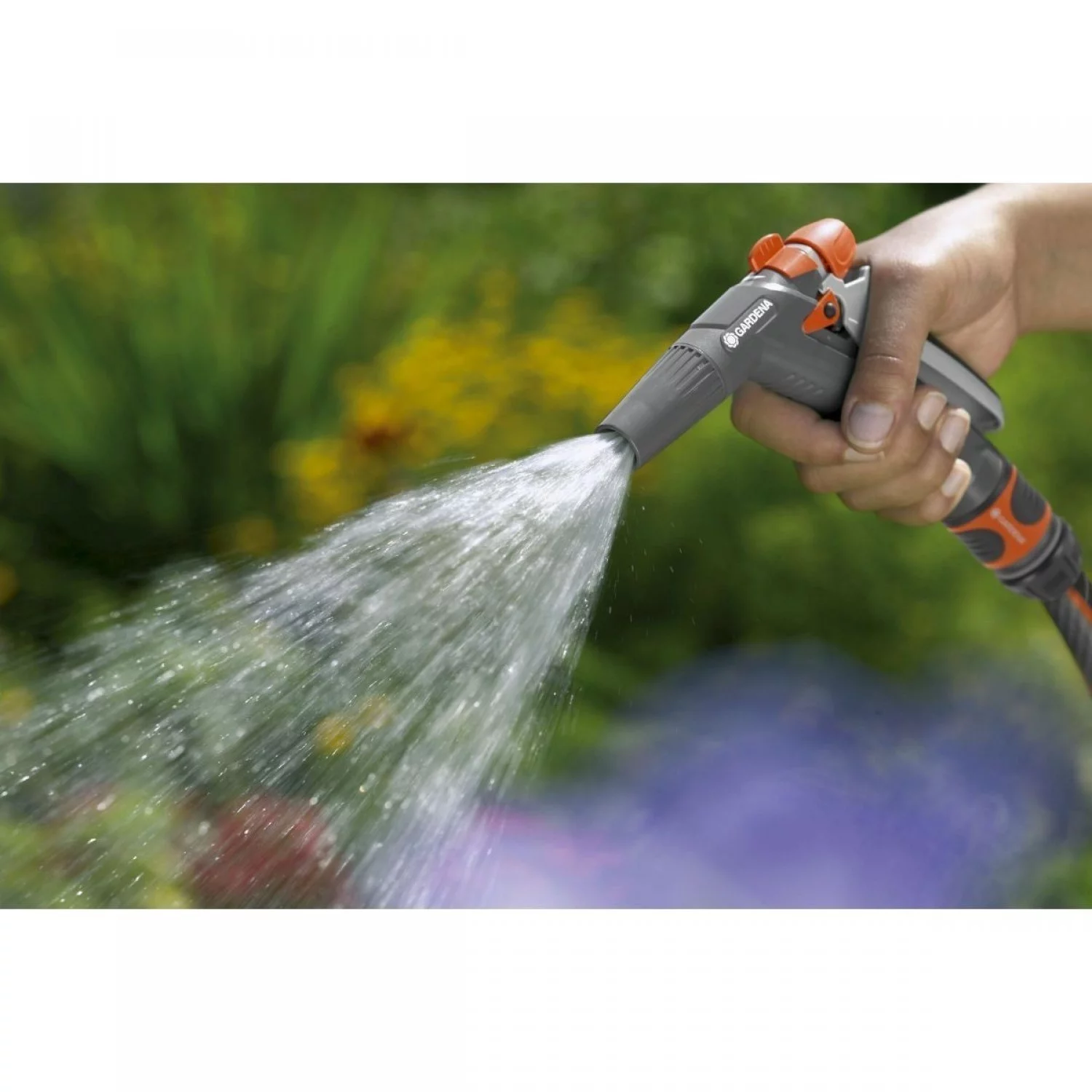 pistolet-raspylitel-dlya-poliva-gardena-classic-18341-2000000-3-1500x1500