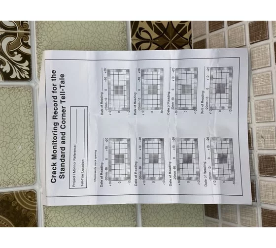 mayak-dlya-kontrolya-smeschenij-i-treschin-dmc20-geobond-206002_392249